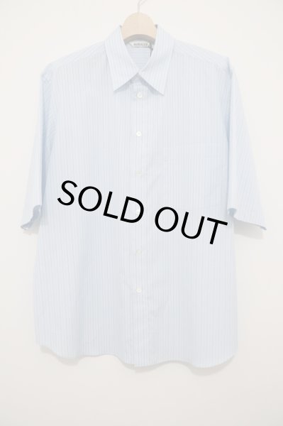画像1: AURALEE(オーラリー)  　SUVIN HIGH COUNT CLOTH STRIPE HALF SLEEVED SHIRT / スビンハイカウントクロス ストライプハーフスリーブシャツ- L.BLUE (1)