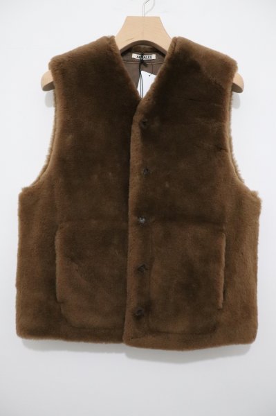 画像1: AURALEE(オーラリー)  　STRAIGHT MERINO MOUTON FUR VEST / ストレートメリノムートンファーベスト (1)