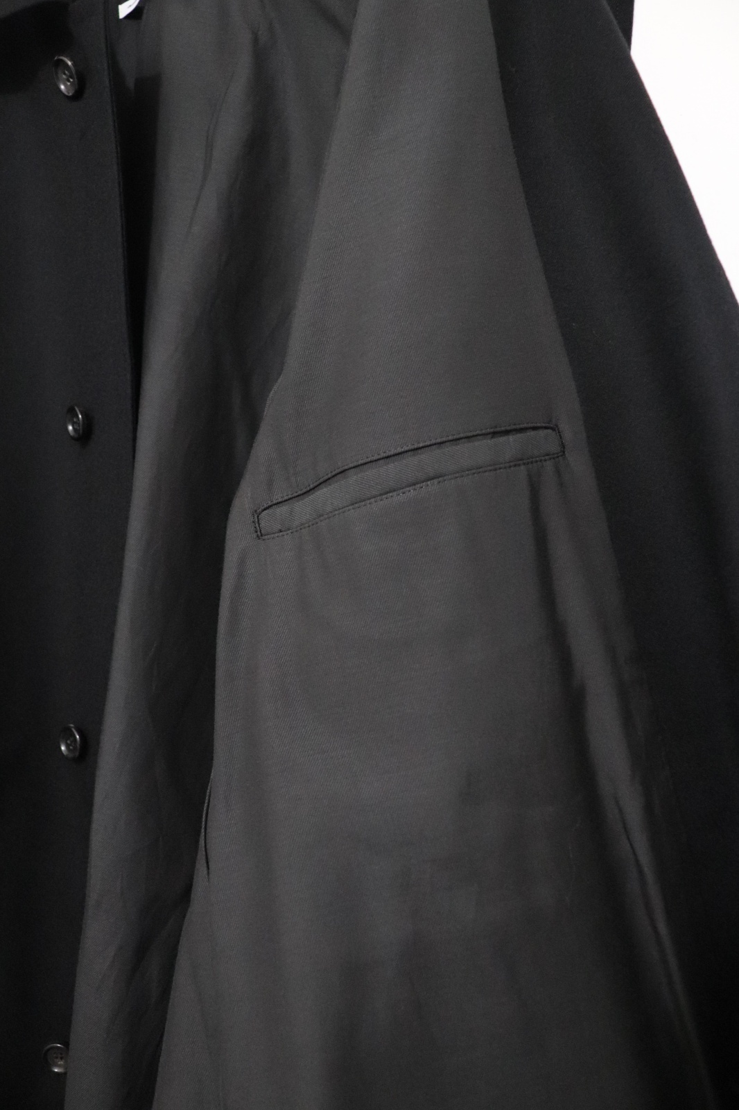 Graphpaper ブラック コート Graphpaper (グラフペーパー) Silicon Poplin Cape Trench Coat